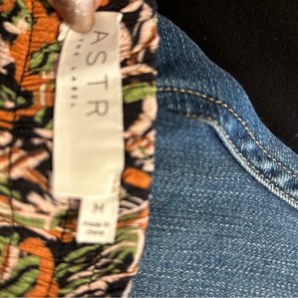 Colorful Patterned Pants - Picture 3 of 3